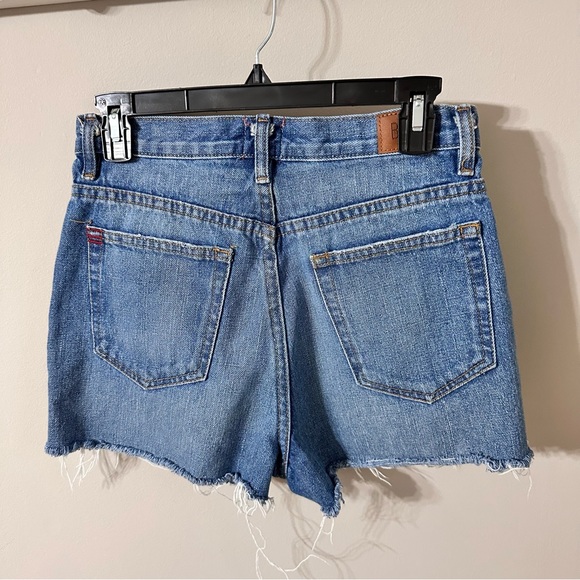 Urban Outfitters BDG Dark denim Girlfriend high rise shorts size 26 - Picture 6 of 7